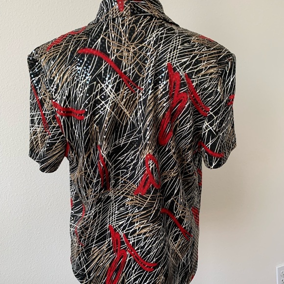 Black and Red Abstract Jacket - Picture 3 of 5